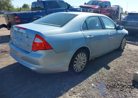 2010 Ford Fusion Hybrid from USA, damaged, VIN 3FADP0L35AR344238